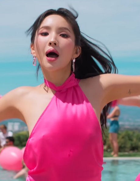 tiny pretty j pornostar sexy galerie