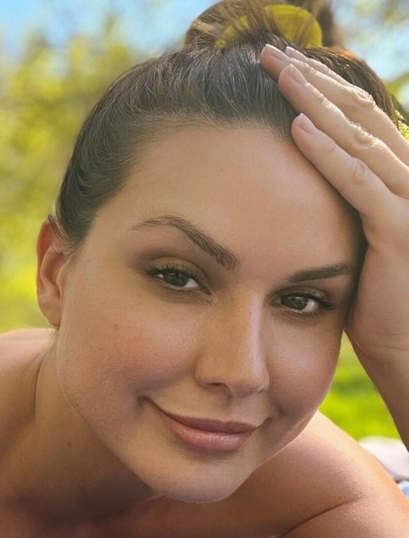 sperma auf großen titten onlyfans kostenlose hübsche fotos