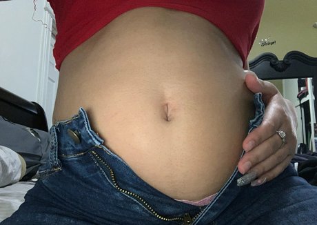 asiatische top-onlyfans heiße perfekte fotos