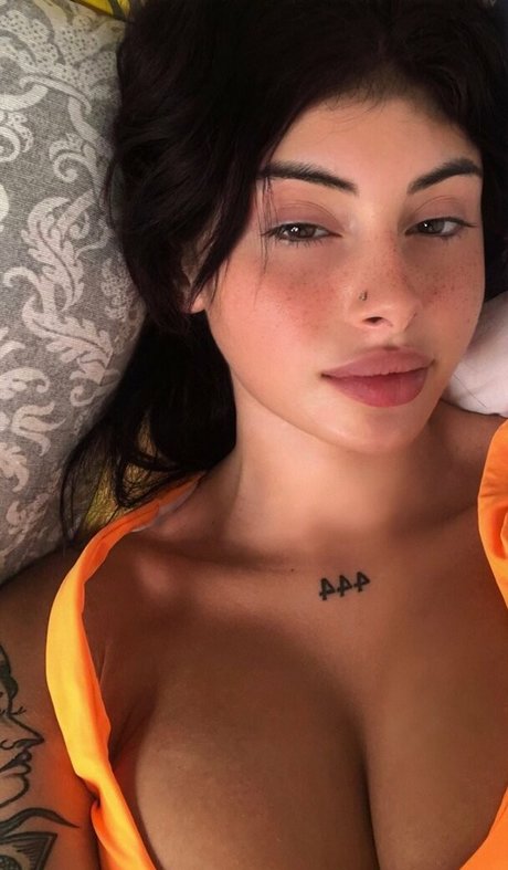 gummi-onlyfans schöne kunst galerie