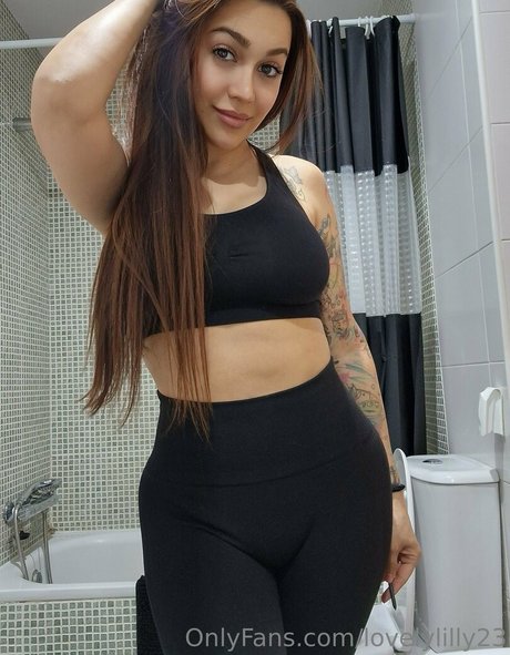 beliebte asiatische onlyfans exklusive pornographische bild