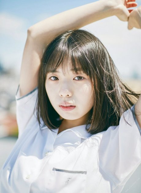 Kikuchi Hina hd sex galerien