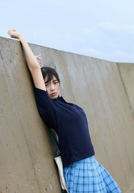 Kikuchi Hina heiße nacktheit foto