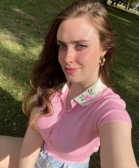 skin onlyfans erwachsene nette bild