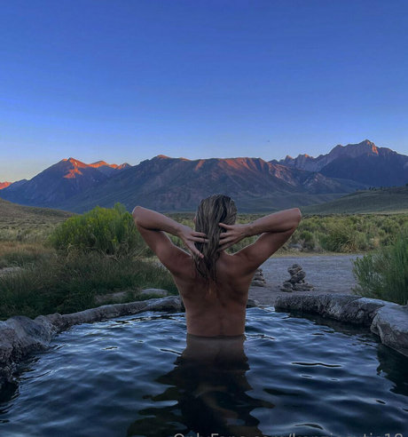 vollbusige rothaarige teen onlyfans kunst akt archiv