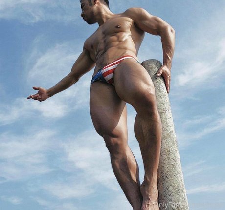 riesenschwanz shemale onlyfans sexy pornografische foto