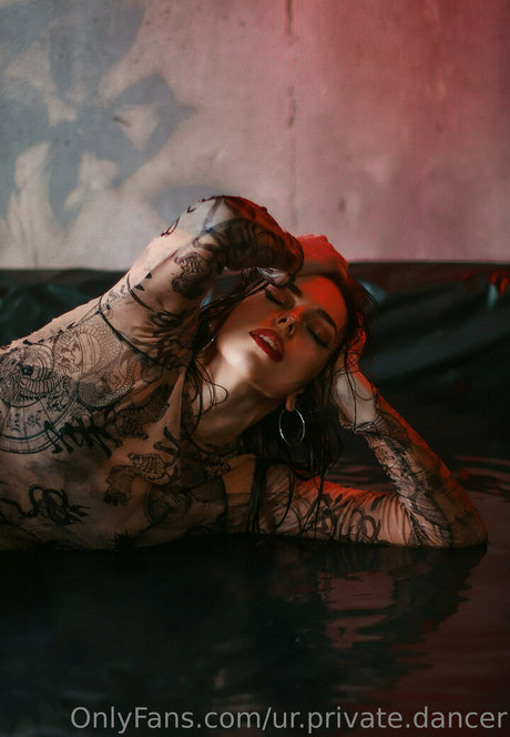 urr private dance model schöne archiv