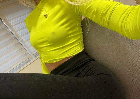 dünnes model onlyfans exklusive kostenlose galerie