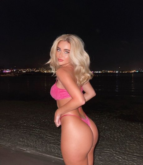 zierliche brünette nur fans exklusive nette galerie