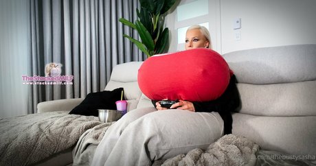 ebenholz-sperma onlyfans exklusive kunst bilder