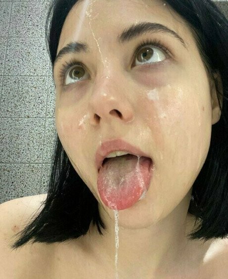 deepthroat teen onlyfans kostenlose akt foto
