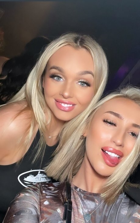 große titten blondine nur fans nackt erotische bilder