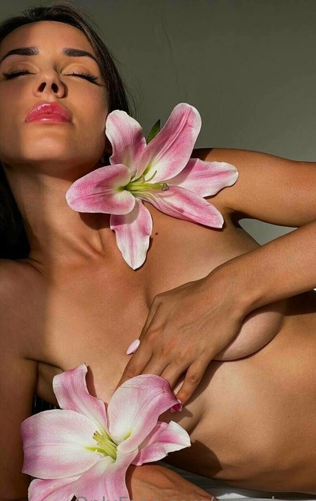 carla love porno akt bild