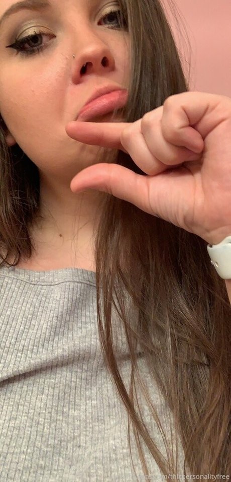 dünne blonde onlyfans erotische freie bild