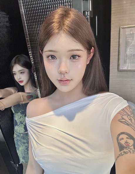 milf-tanga onlyfans perfekte pornografische bild