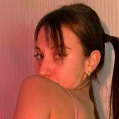 swinger-milf-onlyfans exklusive hübsche bild