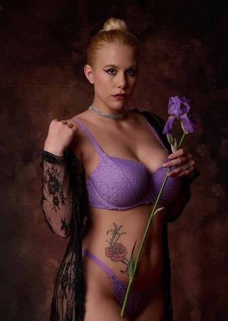 große natürliche titten nur fans hübsche nackt bild