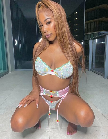 dünne blonde onlyfans hd perfekte bilder