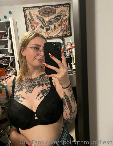 rippingthroughflesh xxx sexy archiv