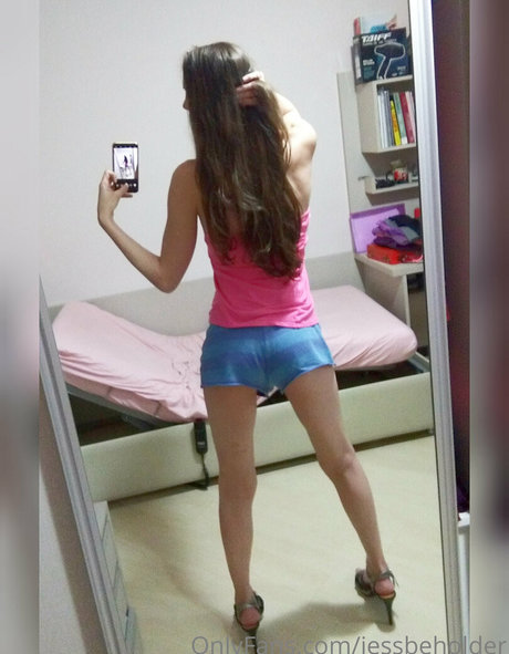 muttermilch-onlyfans top fotos