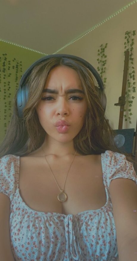 Chellchee freie xxx bilder