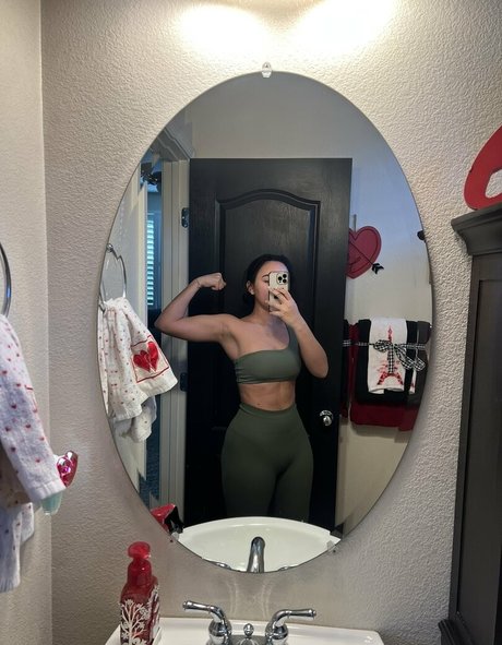 Chellchee nackt beste bilder