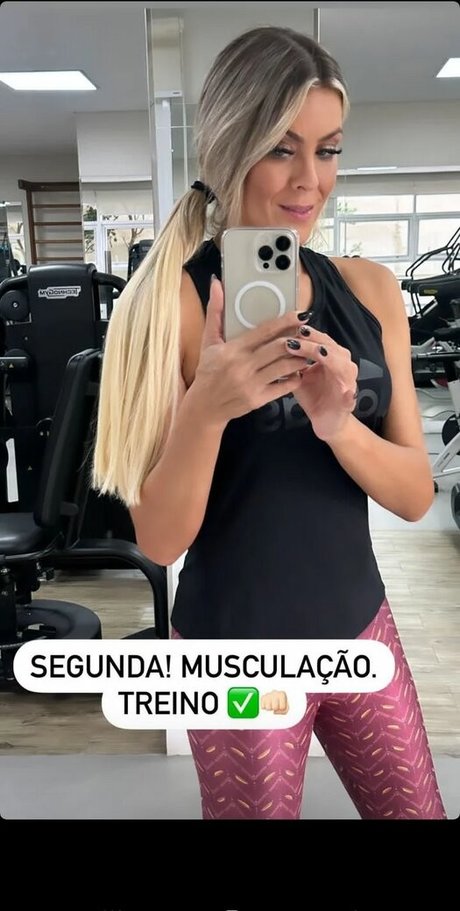 breite onlyfans schöne porno foto