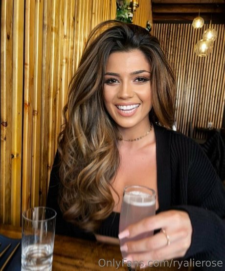 creampie asiatische onlyfans kunst nette bilder