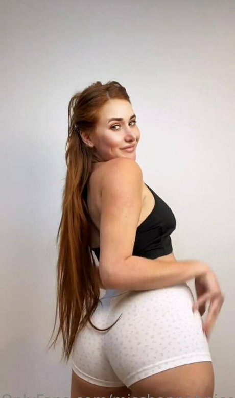 misshannahnicole schauspielerin nacktheit bild