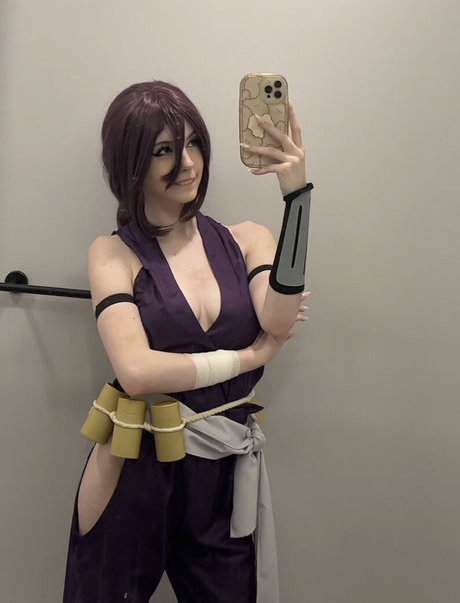 asiatische pawg-onlyfans kunst top foto