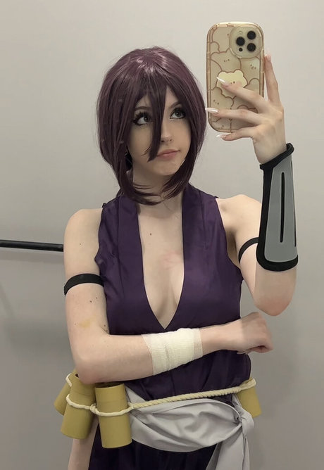 emiki28 schauspielerin nackt archiv