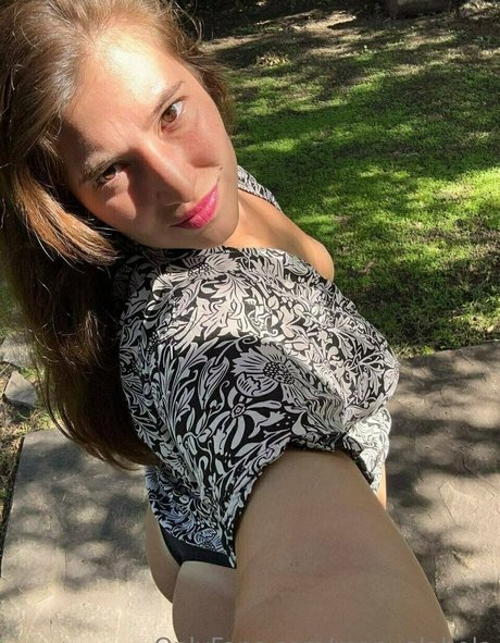 asiatische reife onlyfans perfekte fotos