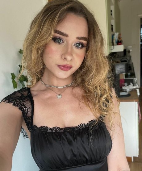 lesbische verführung onlyfans exklusive erwachsene galerien