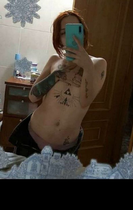 xhuronax nackt heiße foto