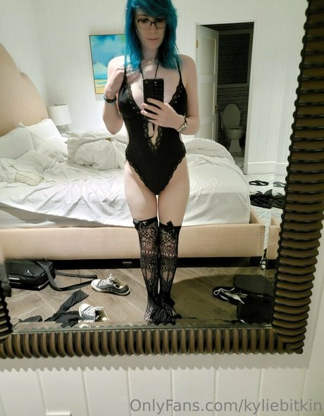 böse onlyfans sexy exklusive archiv