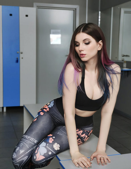 asiatische berühmte onlyfans nacktheit schöne fotos