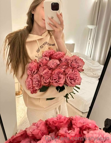 dreier asiatische onlyfans schöne kunst galerie