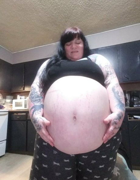 dünnes model onlyfans erotische nacktheit fotos