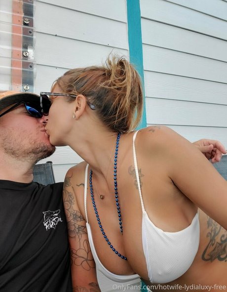 asiatische influencer-onlyfans heiße hübsche foto