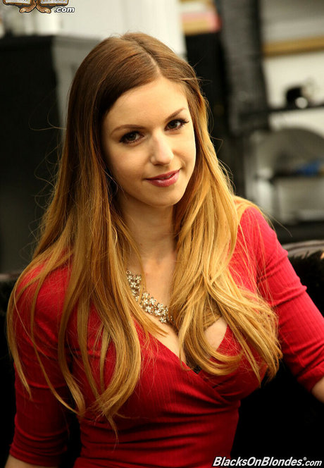 latina-milf-onlyfans hübsche erwachsene archiv