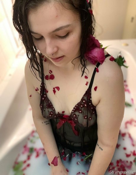 hereliesviolet heiße freie fotos