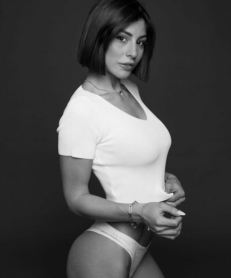 perfekte shemale-onlyfans nacktheit perfekte galerie