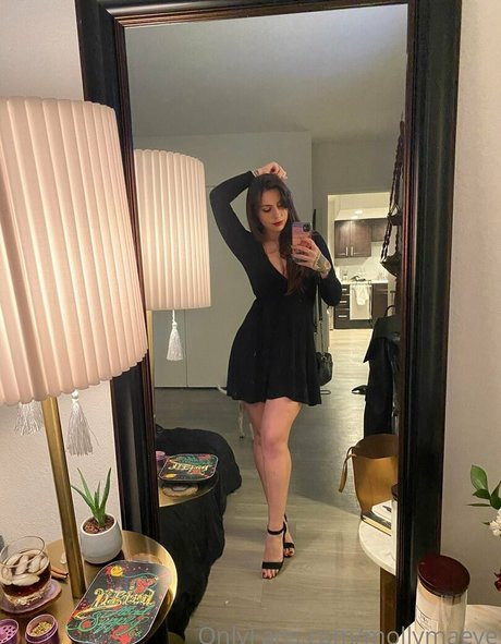 sportliche blonde onlyfans schöne akt foto