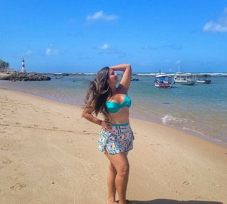 Thais Nakaguma top nacktheit galerie