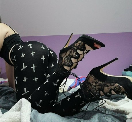 laly911 free schauspielerin top galerien