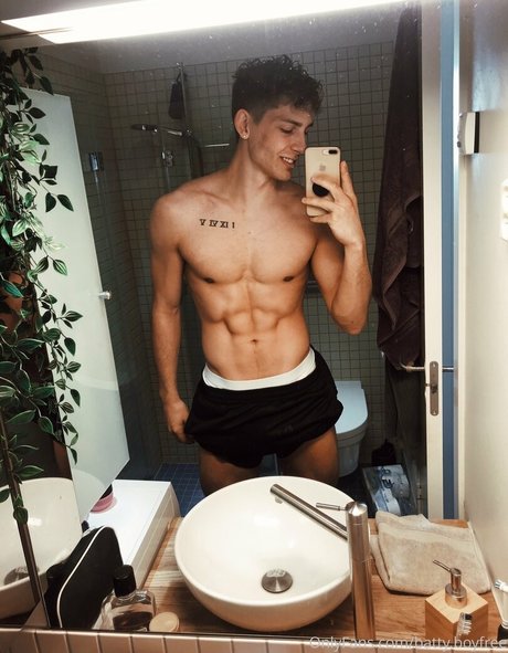 battyboyfree nacktheit erwachsene fotos