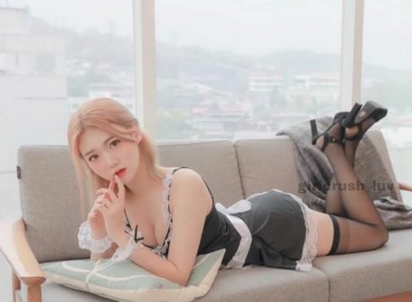 Hayun nackt pornostar foto