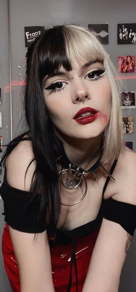 Lovecherrybella exklusive freie bilder