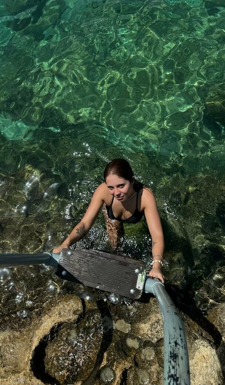 zierliche brünette nur fans top sex bild