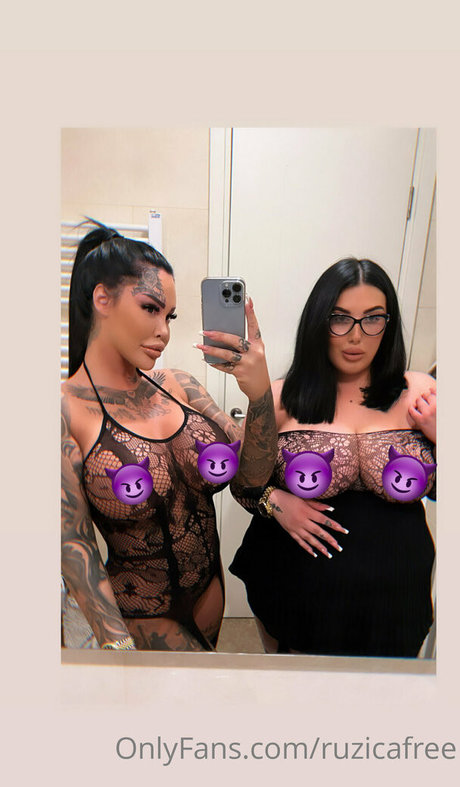 beliebte asiatische onlyfans xxx hübsche bild